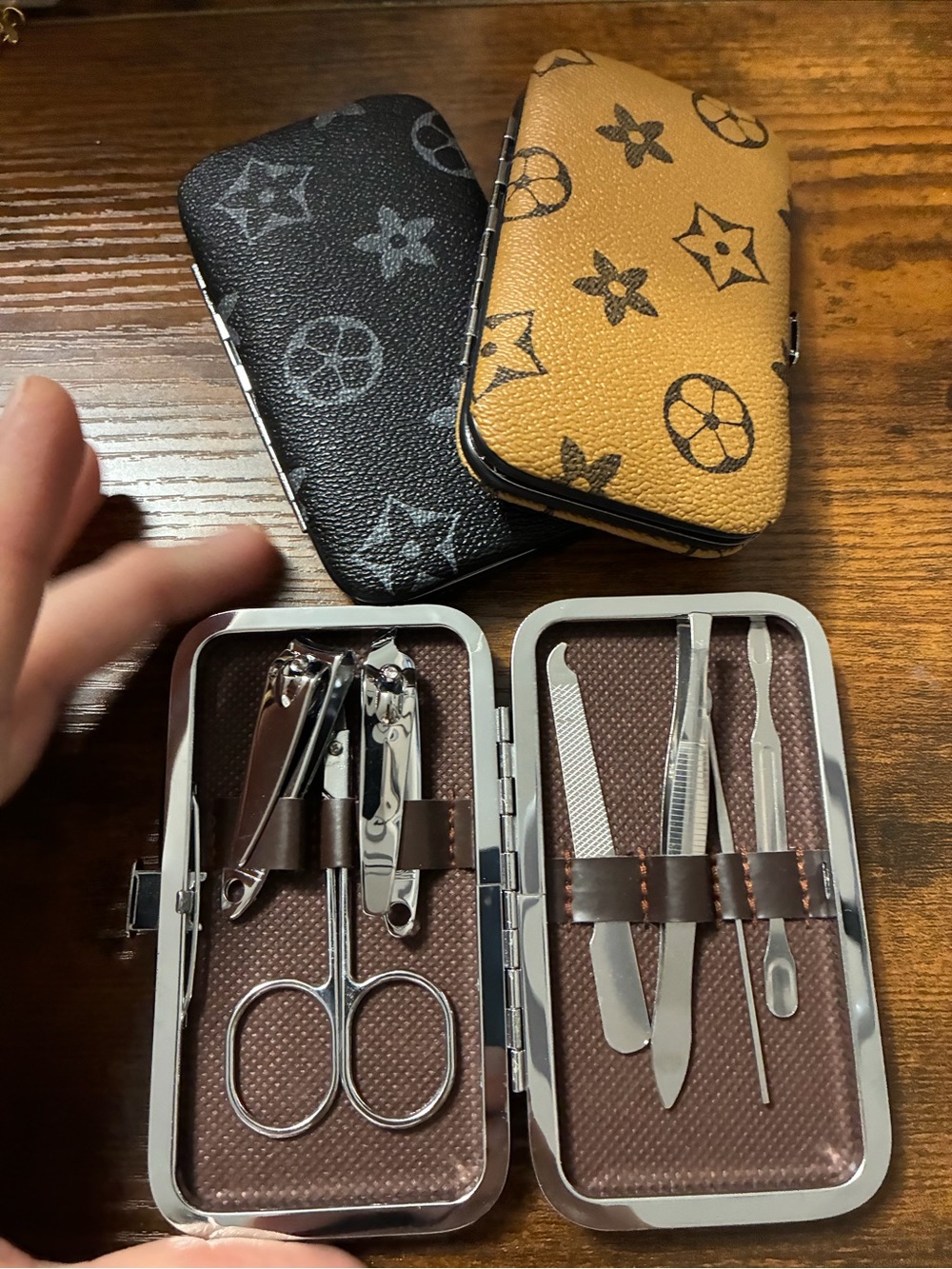 3 Grooming Kit with Scissors, Clippers & Tweezers - Brown, Black and Dark Brown